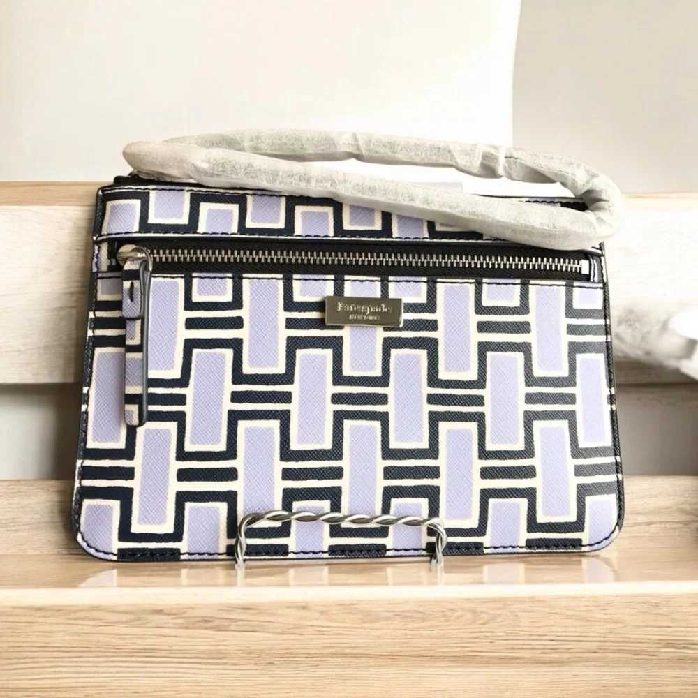 🆕Kate Spade Shore Street Forest Geo Wristlet